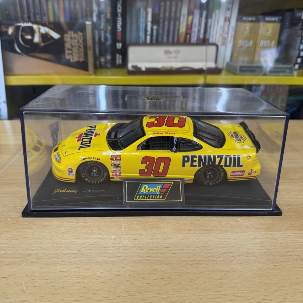1996 Revell Collection JOHNNY BENSON #30 Pennzoil ROY 1/24 Diecast Nascar NO BOX